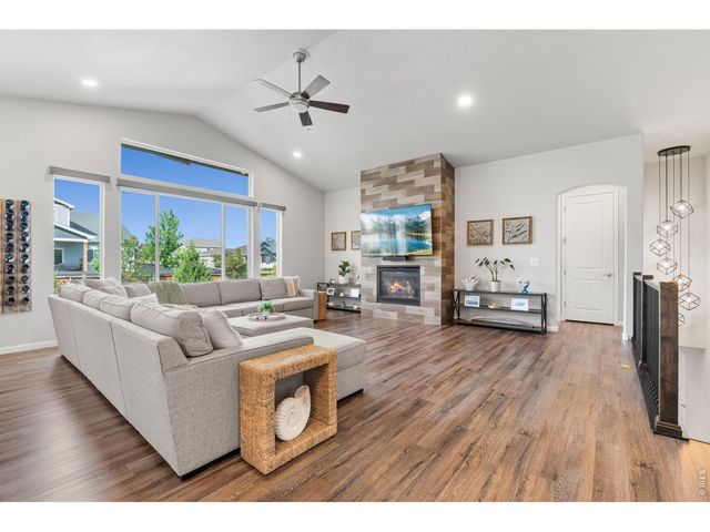 586 Greenspire Dr, Windsor, CO 80550