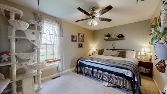 1515 Smith Dr, Lebanon, TN 37087