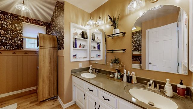 1515 Smith Dr, Lebanon, TN 37087