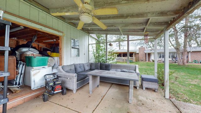 1515 Smith Dr, Lebanon, TN 37087