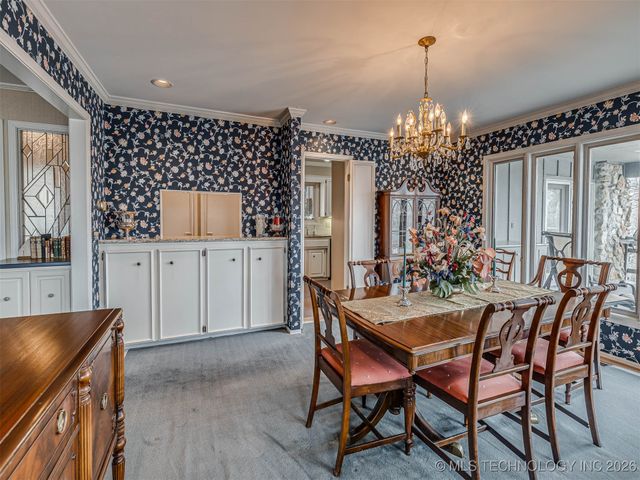 1201 Dogwood Court, Bartlesville, OK 74006