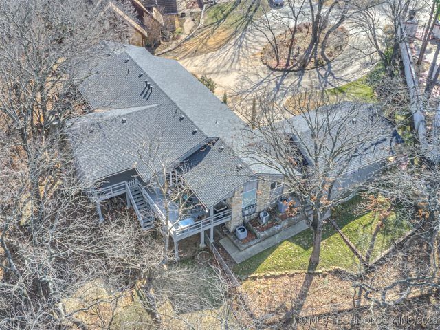 1201 Dogwood Court, Bartlesville, OK 74006