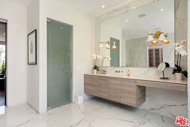 9570 Sunset Boulevard, Beverly Hills, CA 90210