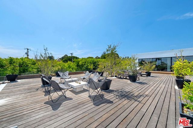 9570 Sunset Boulevard, Beverly Hills, CA 90210