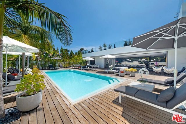 9570 Sunset Boulevard, Beverly Hills, CA 90210