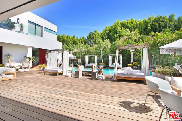 9570 Sunset Boulevard, Beverly Hills, CA 90210