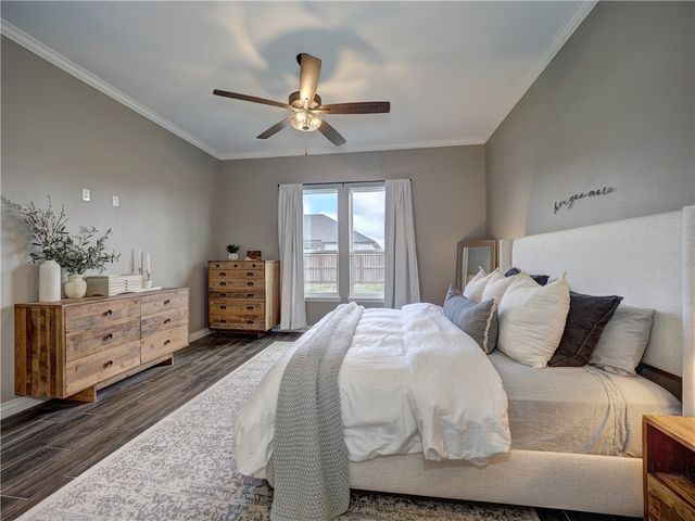 1422 Sansa St, Corpus Christi, TX 78415