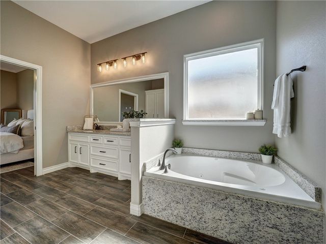 1422 Sansa St, Corpus Christi, TX 78415