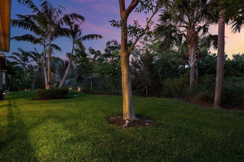 Image 47 of property listing at 9088 Leon Circle E, Parkland, FL 33076