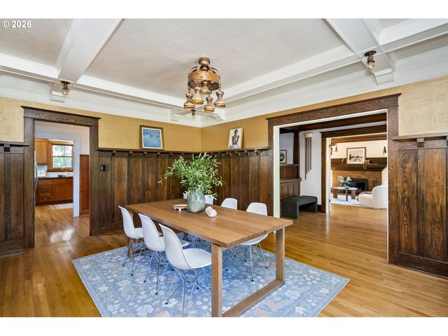 2732 Ne 15TH Ave, Portland, OR 97212
