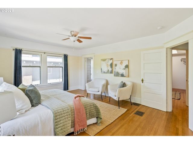2732 Ne 15TH Ave, Portland, OR 97212