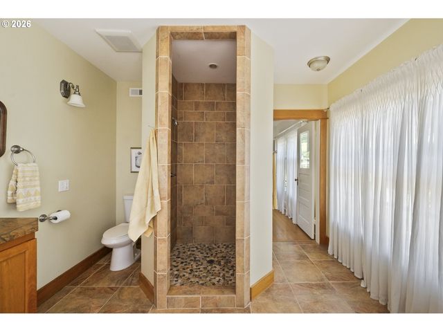 2732 Ne 15TH Ave, Portland, OR 97212