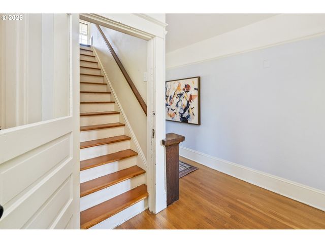 2732 Ne 15TH Ave, Portland, OR 97212