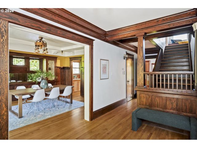 2732 Ne 15TH Ave, Portland, OR 97212