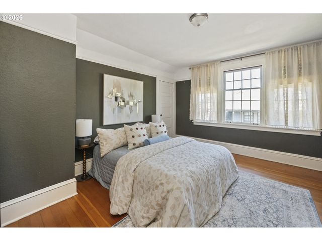 2732 Ne 15TH Ave, Portland, OR 97212