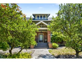 2732 Ne 15TH Ave, Portland, OR 97212