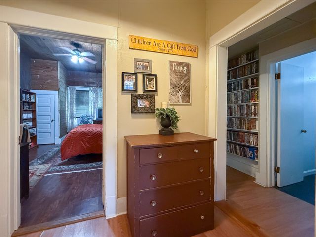 1309 N Austin Street, Denton, TX 76201