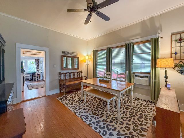 1309 N Austin Street, Denton, TX 76201