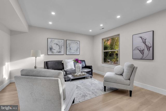 361 INDEPENDENCE BLVD, Lawnside, NJ 08045