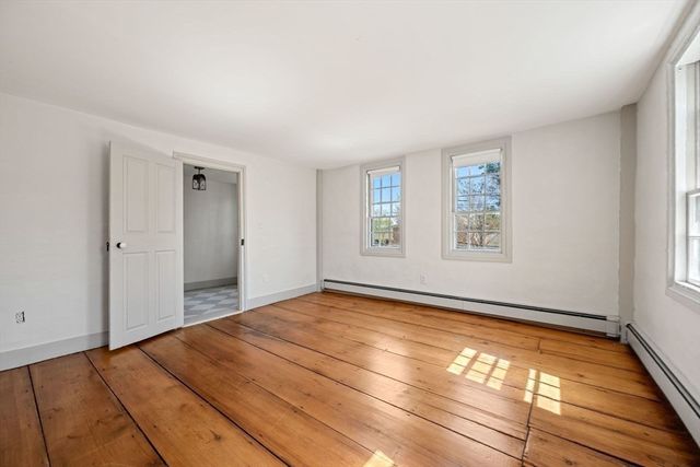 3 Maple St, Sherborn, MA 01770