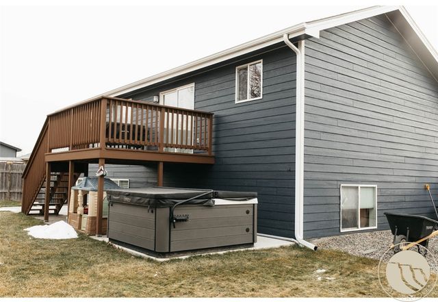 1221 Caroline, Billings, MT 59105