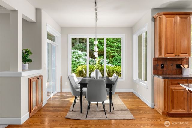 9545 NE Idel Weis Court, Bainbridge Island, WA 98110