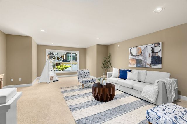 9545 NE Idel Weis Court, Bainbridge Island, WA 98110
