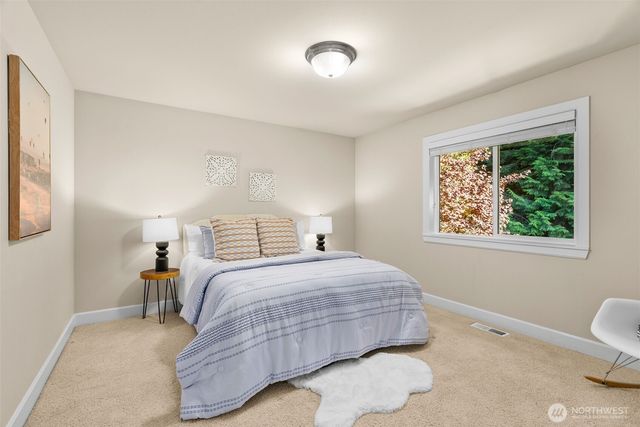 9545 NE Idel Weis Court, Bainbridge Island, WA 98110