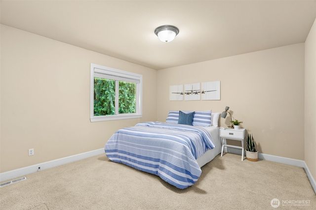 9545 NE Idel Weis Court, Bainbridge Island, WA 98110