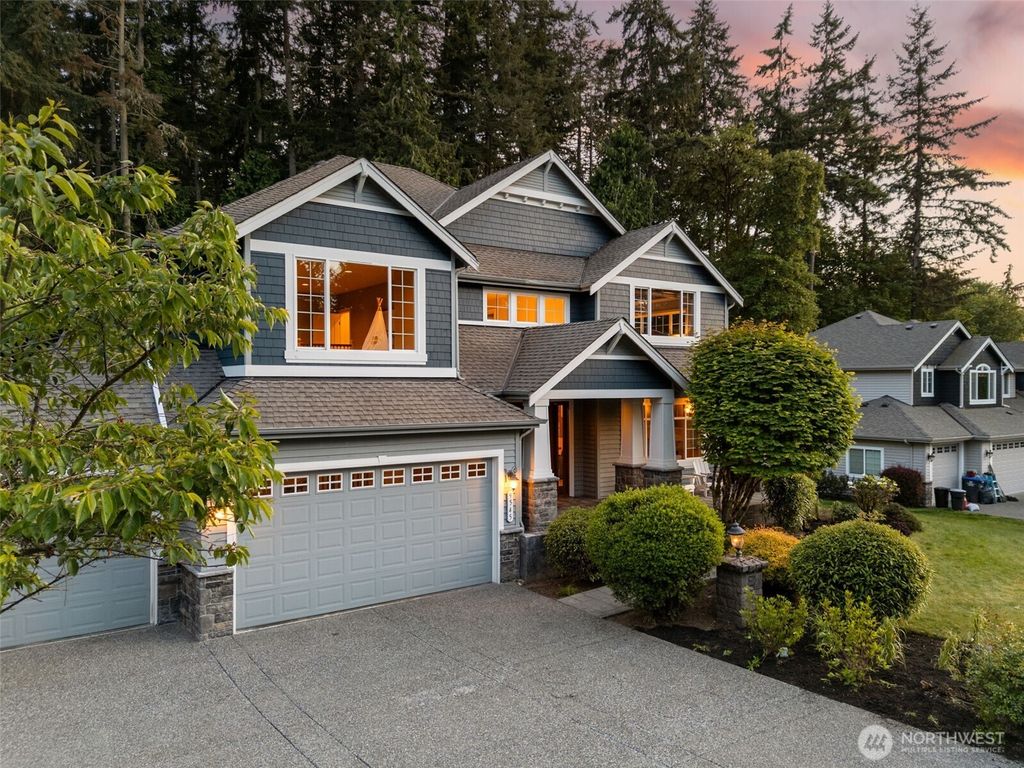 9545 NE Idel Weis Court, Bainbridge Island, WA 98110