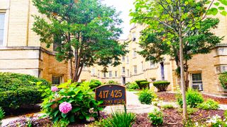 425 Wisconsin Avenue 2W, Oak Park, IL 60302