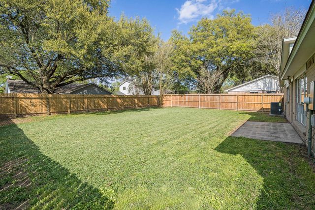 5904 Misty Meadow Street, League City, TX 77573