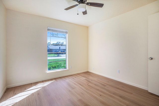 5904 Misty Meadow Street, League City, TX 77573