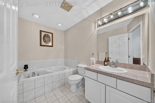 26606 Hales Street, Madison Heights, MI 48071