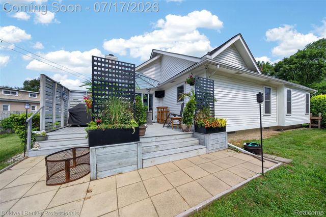 26606 Hales Street, Madison Heights, MI 48071