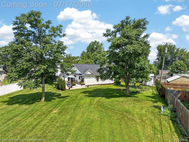 26606 Hales Street, Madison Heights, MI 48071