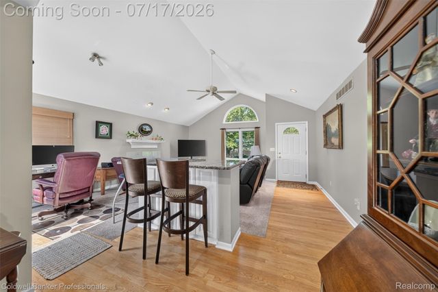 26606 Hales Street, Madison Heights, MI 48071