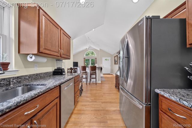 26606 Hales Street, Madison Heights, MI 48071