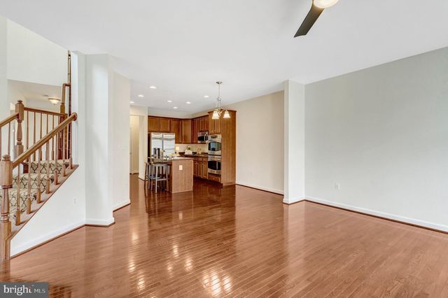6238 LAWSON DR, Haymarket, VA 20169