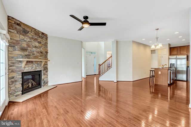 6238 LAWSON DR, Haymarket, VA 20169