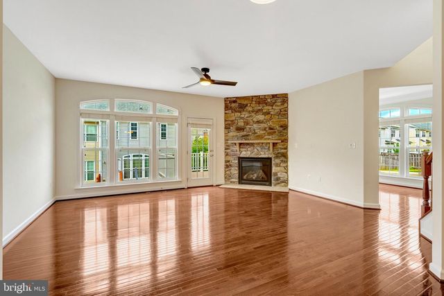 6238 LAWSON DR, Haymarket, VA 20169