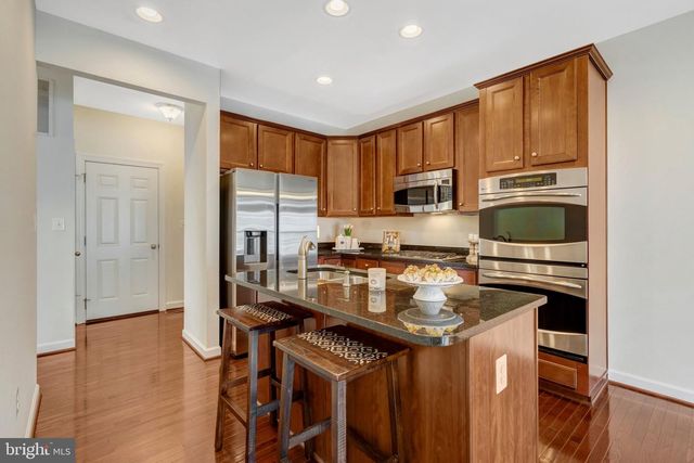 6238 LAWSON DR, Haymarket, VA 20169