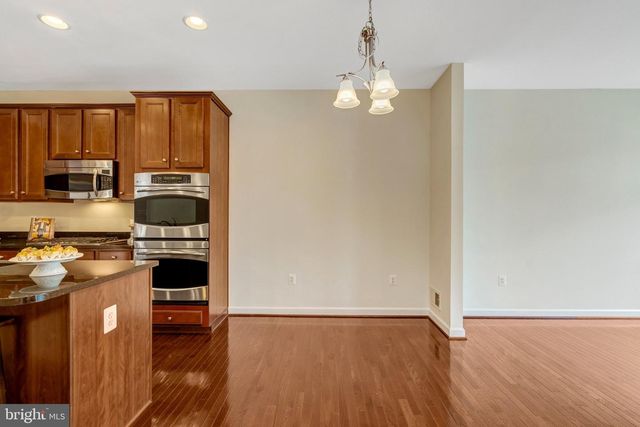 6238 LAWSON DR, Haymarket, VA 20169
