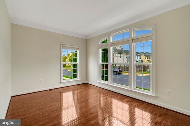 6238 LAWSON DR, Haymarket, VA 20169