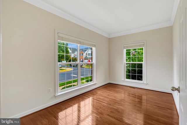 6238 LAWSON DR, Haymarket, VA 20169