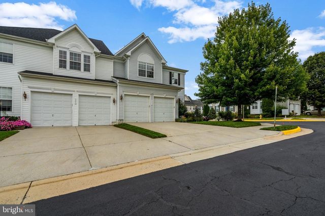 6238 LAWSON DR, Haymarket, VA 20169