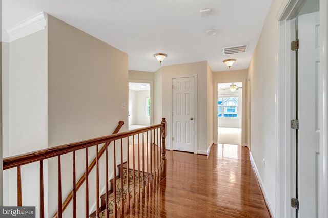 6238 LAWSON DR, Haymarket, VA 20169
