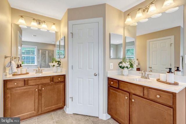 6238 LAWSON DR, Haymarket, VA 20169