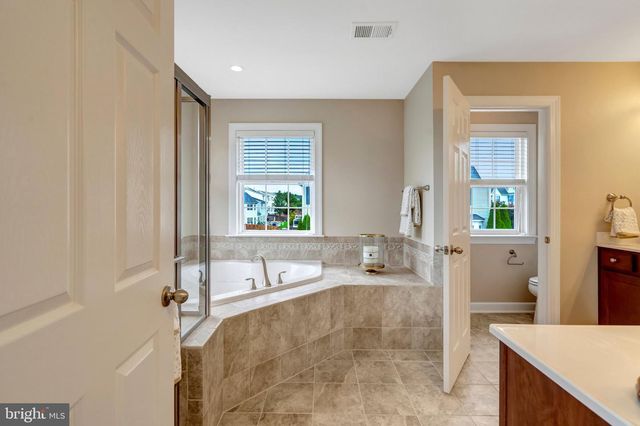6238 LAWSON DR, Haymarket, VA 20169
