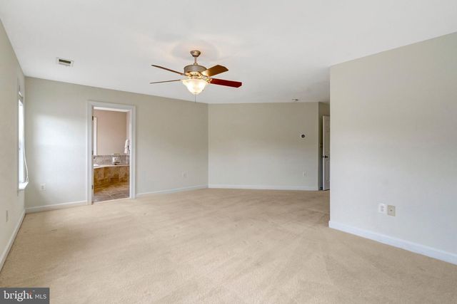 6238 LAWSON DR, Haymarket, VA 20169